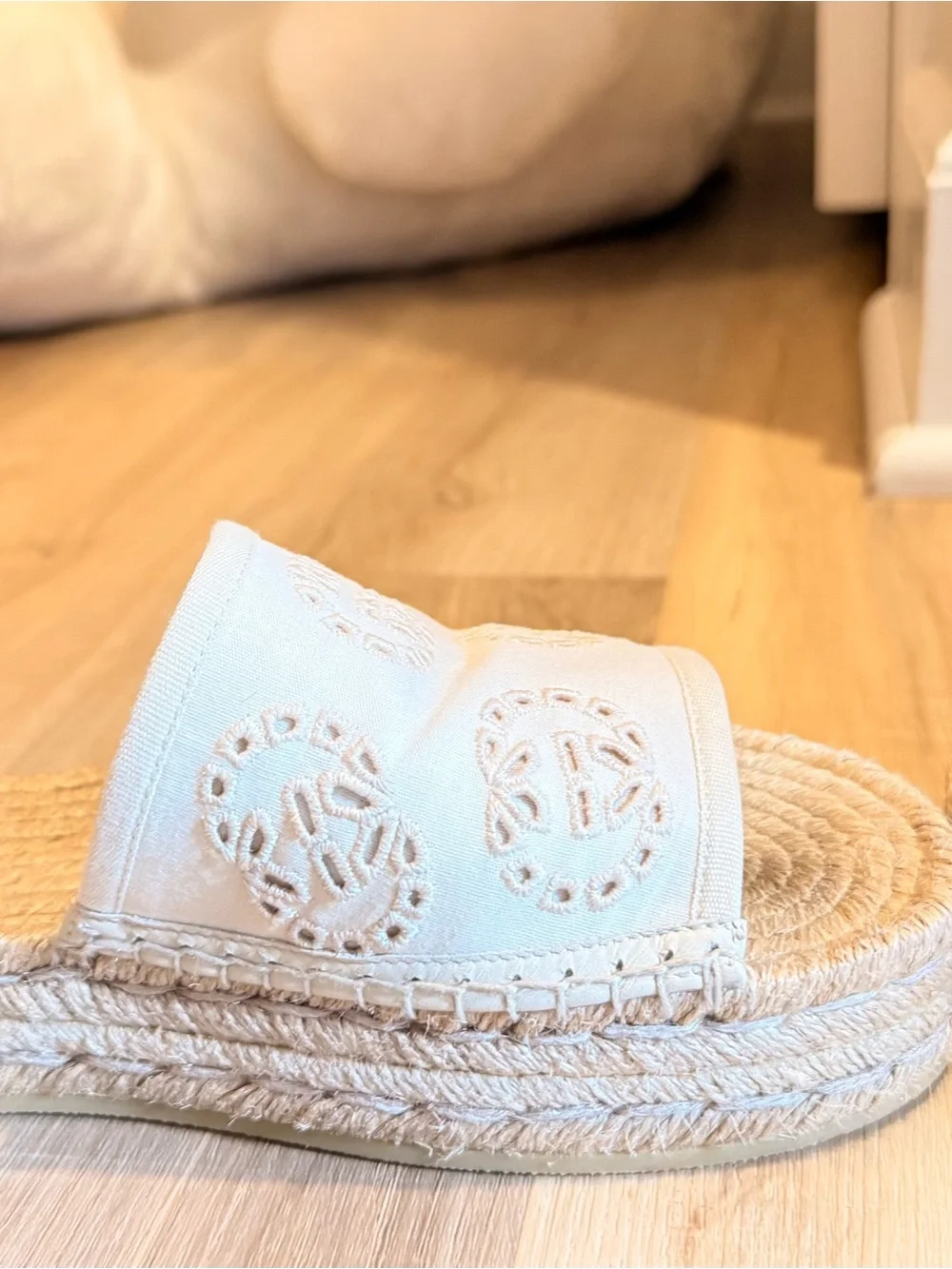 Gucci Cream Espadrille Slide with Woven Jute Platform